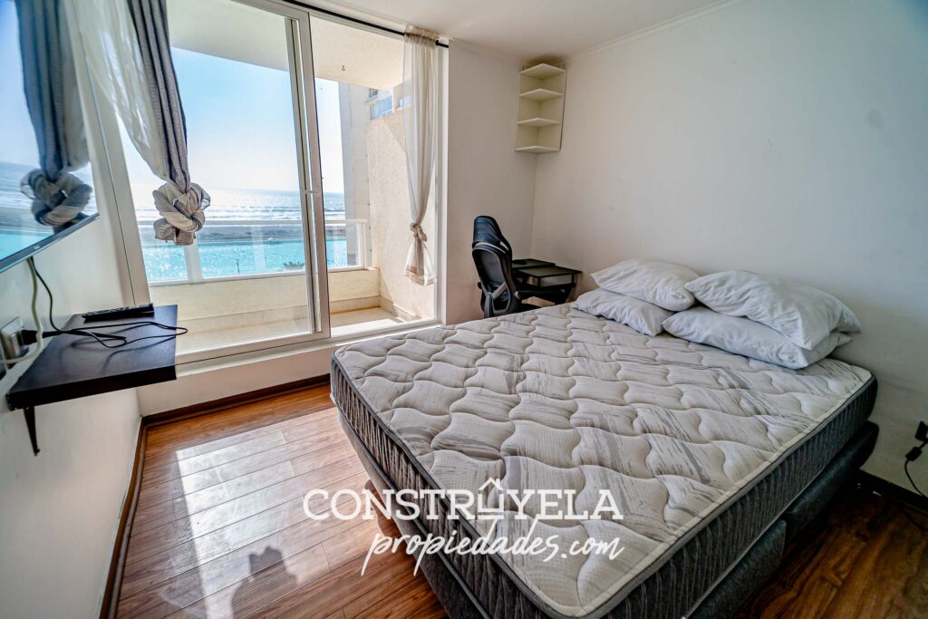 Depto Laguna del mar con vista a playa La serena | Construyela Propiedades